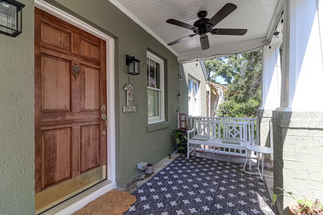 Foto del edificio - 1 Darlington Ave