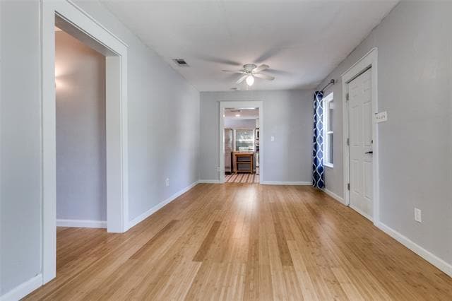 Foto del edificio - 8910 San Leandro Dr