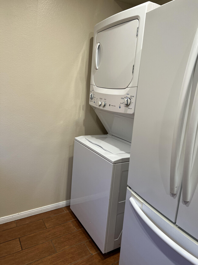 Washer Dryer in Unit - 23679 Park Capri