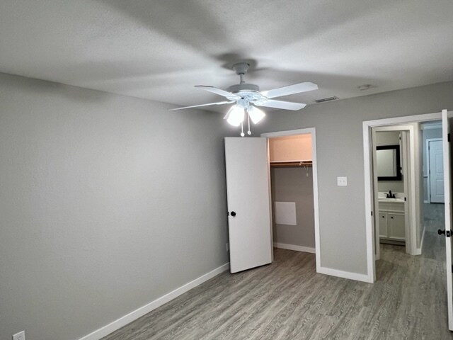 Building Photo - 302 N Montevideo Ave