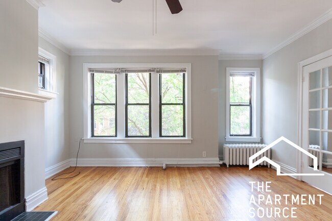 Foto del edificio - 627 W Roscoe St