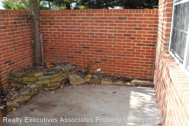 Foto del edificio - 2 br, 2 bath House - 5044 Griffins Gate Lane