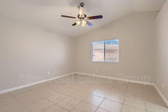 Building Photo - 2110 Marathon Keys Ave