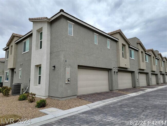 Building Photo - FABULOUS WATERCOLOR/TOUCHSTONE GATED COMMU...