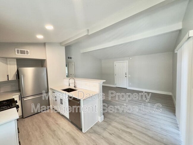 Foto del edificio - 2504 Manor Cir