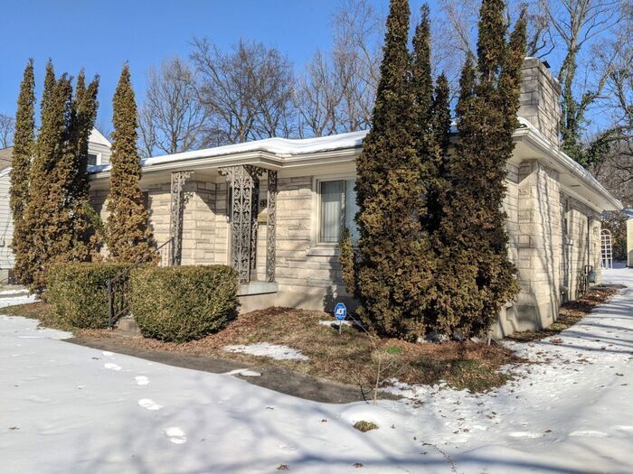 Primary Photo - Stylish Ranch with space and garage