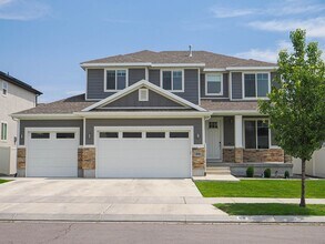 Building Photo - 69 S Serrata Ln