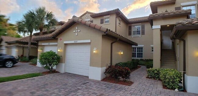Foto del edificio - 8207 NW 128th Ln