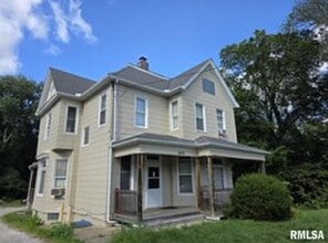 Building Photo - 300 Colona Ave