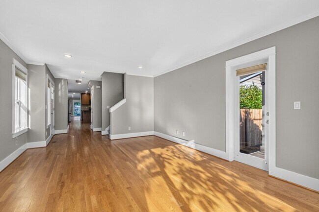 Foto del edificio - 13749 Corliss Ave N