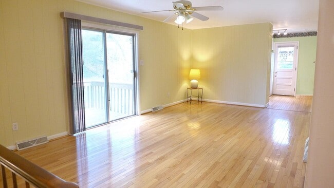 Foto del edificio - 41 Fieldcrest Cir