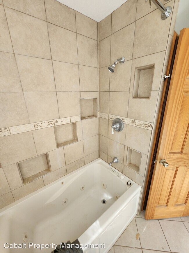 Building Photo - 3 br, 2 bath House - 7202 146th Ave W
