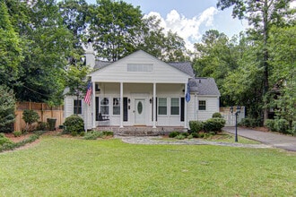 Building Photo - 213 Haynsworth St