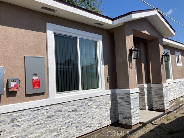 Primary Photo - 13196 Siemon St