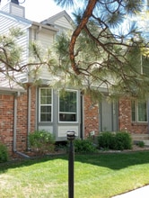 Building Photo - 7106 E Briarwood Dr