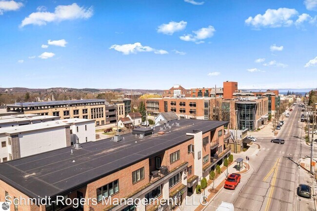 Building Photo - 2 br, 2 bath House - 444 Cass Avenue #205