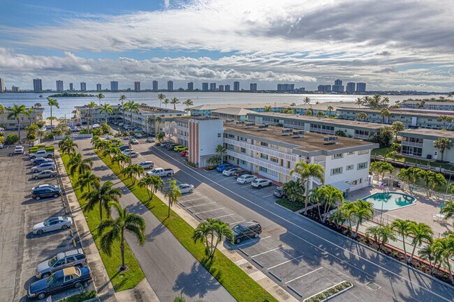 Foto del edificio - 112 Doolen Ct