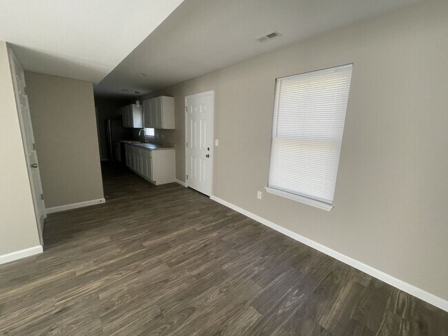 Foto del edificio - BRAND NEW!! 3 Bed 2.5 Bath house JUST BUILT for rent in Winfield, MO!