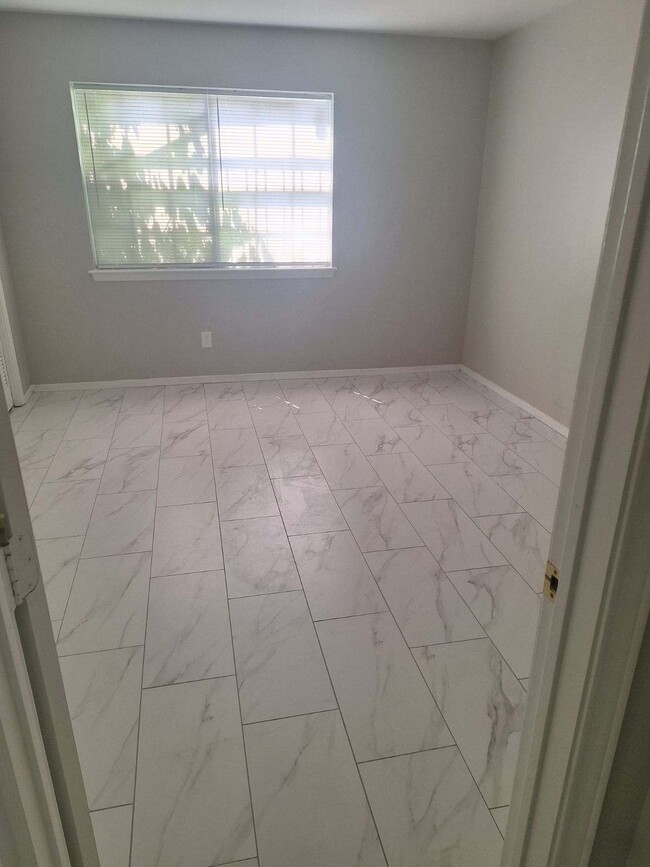 Redone Bedroom - 2516 Commonwealth St