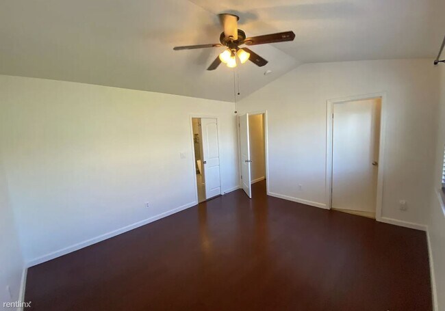 Foto del edificio - 4 br, 2.5 bath House - 1958 Grove Court