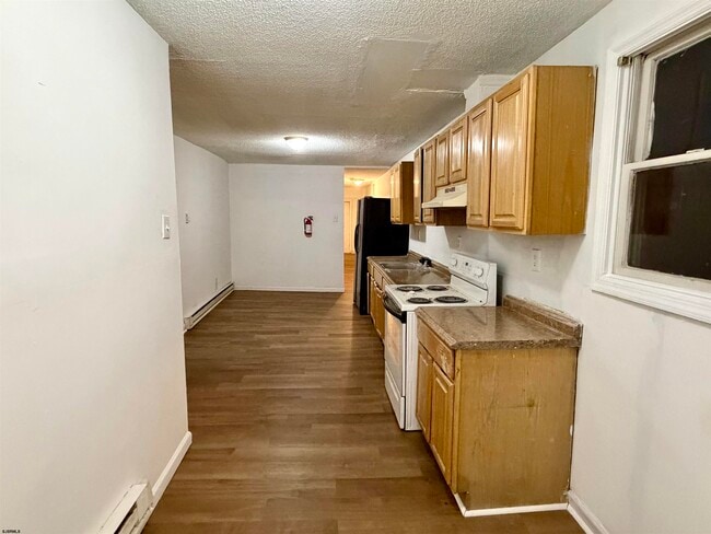 Foto del edificio - 37 N Massachusetts Ave