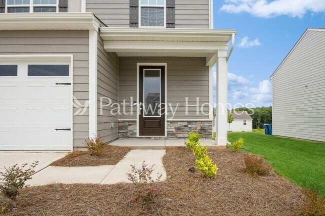 Building Photo - 203 Colonial Reserve Ave