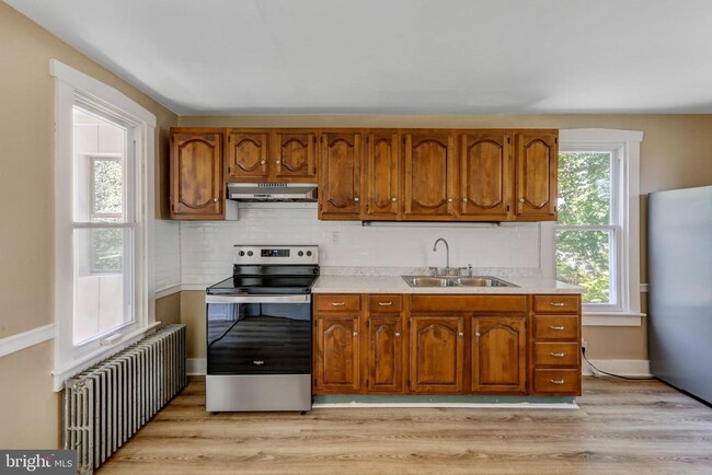Foto del edificio - 6344 Lemon St