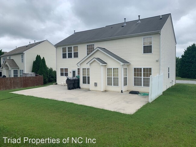 Building Photo - 4 br, 3 bath House - 1538 Pondhaven Dr