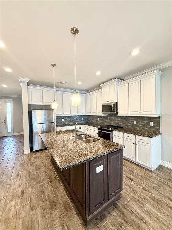 Foto del edificio - 3228 Painted Blossom Ct