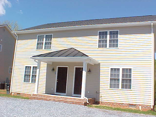 Photo - 2528 Old Forest Rd (Lynchburg, VA)