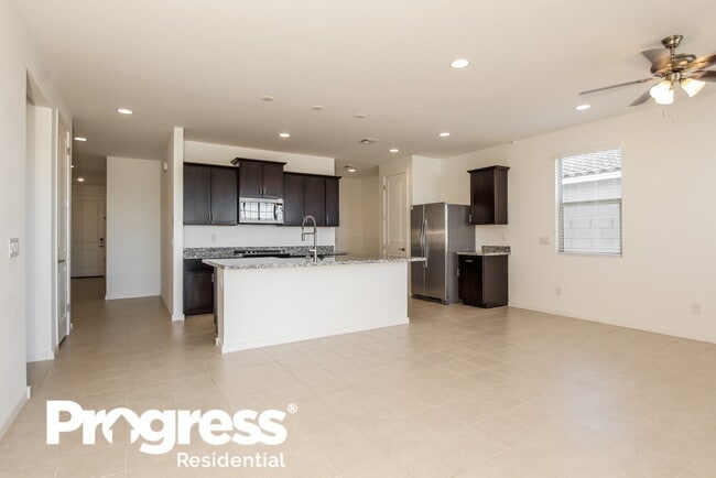 Building Photo - 11010 W Luxton Ln