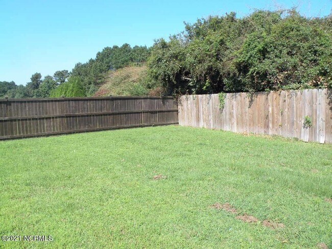 Building Photo - 2824 Weathersby Dr