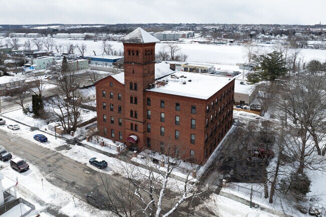 Building Photo - Powers Park Lofts