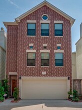 Building Photo - 3703 Main Poplar Dr