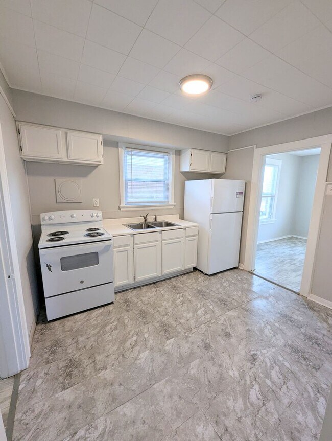 Foto del edificio - $500 OFF Your First Month's Rent!