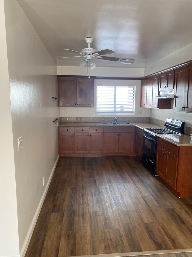 Foto del edificio - 434 W Dryden St