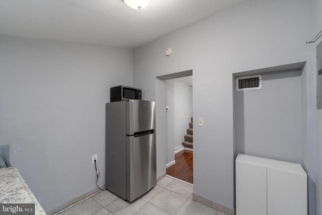 Foto del edificio - 519 S Port St