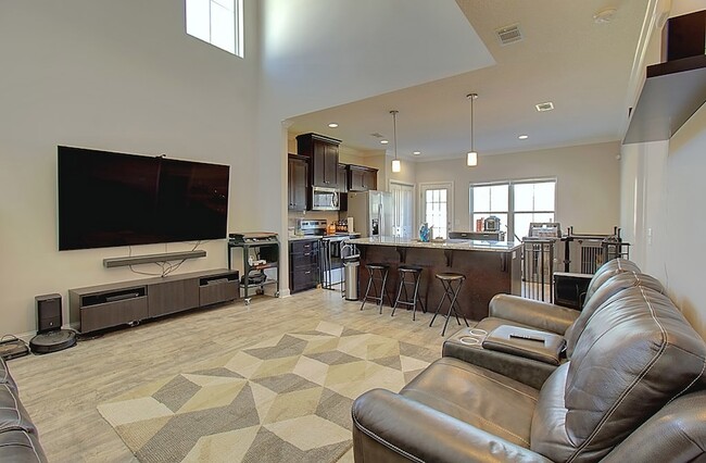 Building Photo - 35 Perlieu Ct