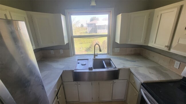 Building Photo - 12018 Sandpiper Rd