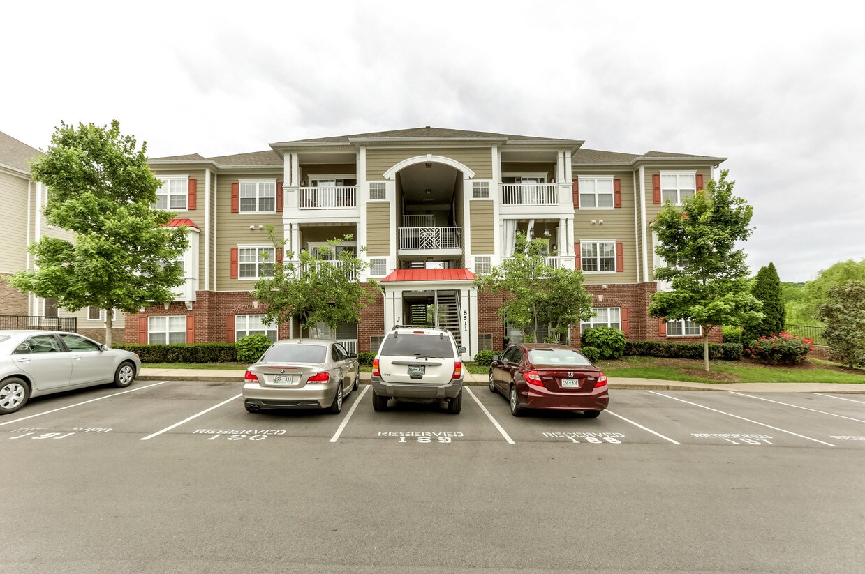 8511 Burnham Ln, Nashville, TN 37013 Apartments in Nashville, TN
