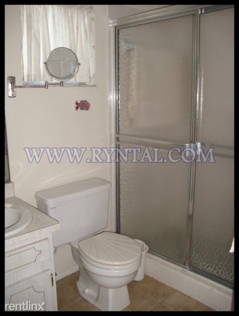 Foto del edificio - 3782 Lake Bayshore Dr