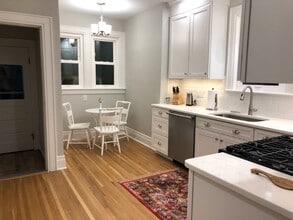 Building Photo - 1804 Storrs Ave