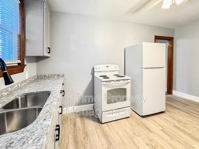 Foto del edificio - 231 N Cleveland Ave