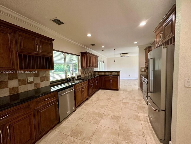 Foto del edificio - 6801 SW 102nd Ave