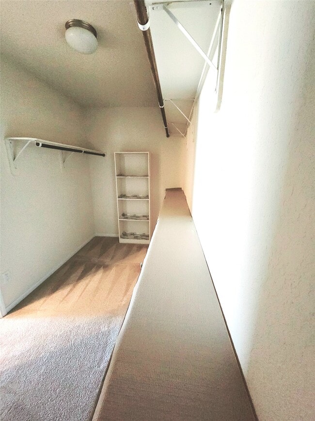 Building Photo - 5427 Seabird St