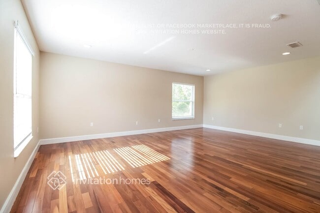 Foto del edificio - 4859 Anton Ave