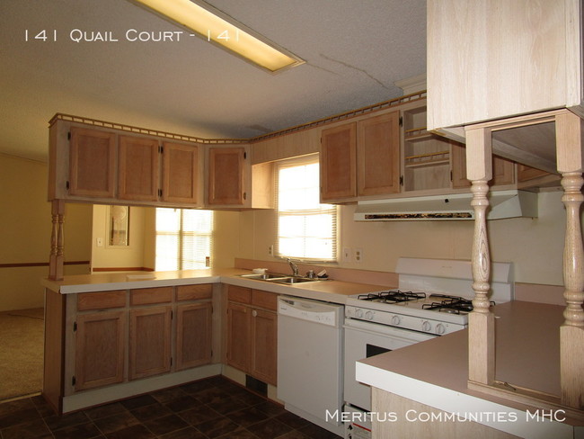 Foto del edificio - 141 Quail Ct