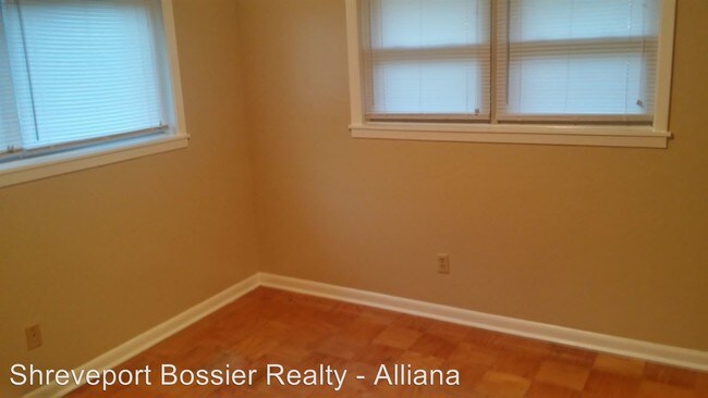 Foto del edificio - 3 br, 2 bath House - 9025 Sara Lane