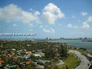 Foto principal - 780 NE 69th St