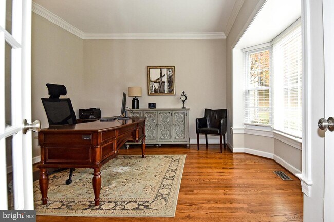 Building Photo - 11908 Henderson Ct